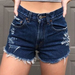 VINTAGE Levi’s 550 Ripped High-Waisted Jean Shorts